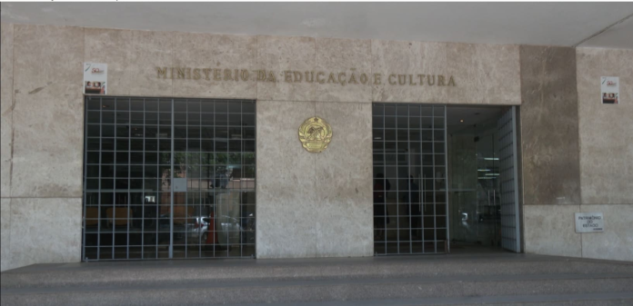 Director pedagógico e adjunto da Escola Básica de Nagor, na Zambézia, detidos por suspeita de fraude nos exames da 9.ª classe