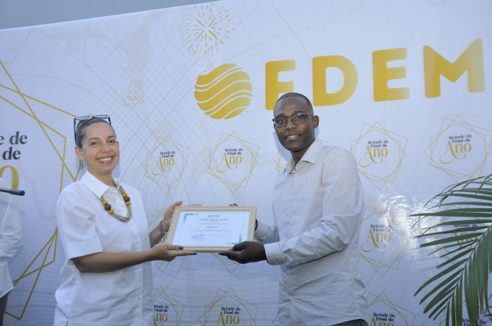 TV Miramar Recebe Certificado de Mérito da FDEM em Moçambique