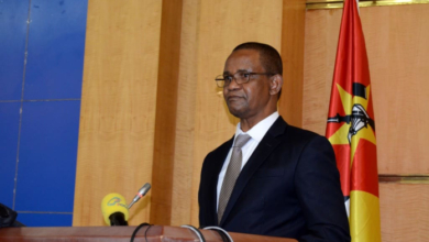 Daniel Chapo Nomeia Manuel Gonçalves como Embaixador de Moçambique
