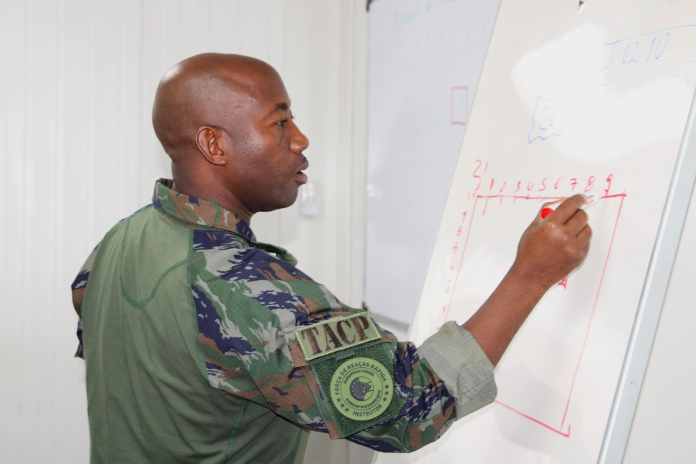 FORÇAS ARMADAS INICIAM CURSO DE CONTROLADOR AÉREO AVANÇADO COM INSTRUTORES NACIONAIS