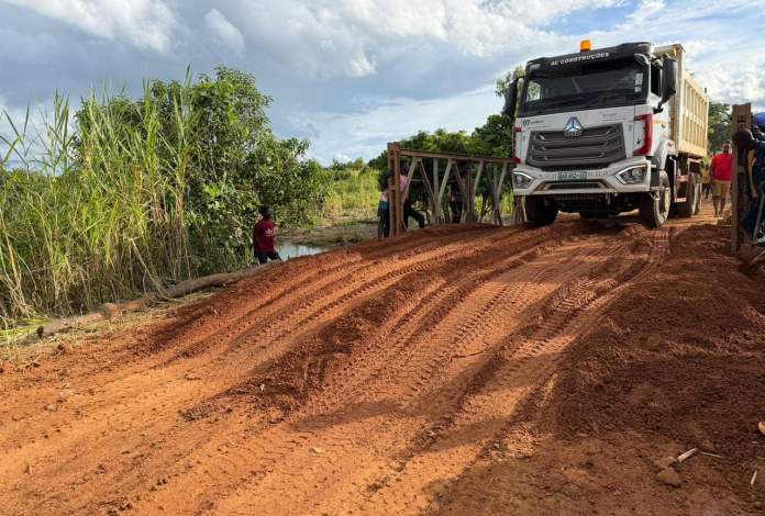 OBRAS NA PONTE SOBRE O RIO NACACHE DECORREM A BOM RITMO EM NIASSA
