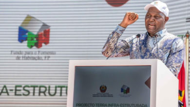 PRESIDENTE DA REPÚBLICA ENTREGA MAIS DE 3 MIL TALHÕES EM MATUTUÍNE