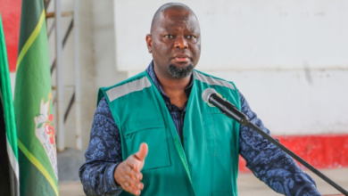 PRESIDENTE DO CONSELHO MUNICIPAL DE MAPUTO EXONERA ADMINISTRADOR DE KANYAKA