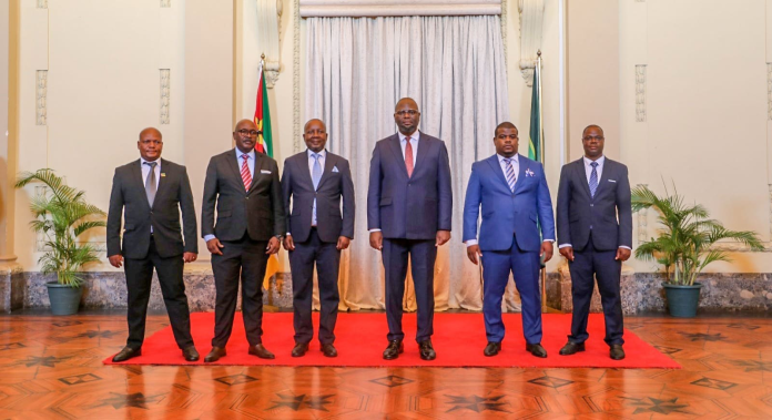 RASAQUE MANHIQUE EMPOSSA NOVOS GESTORES PARA OS TRANSPORTES E SALUBRIDADE DE MAPUTO