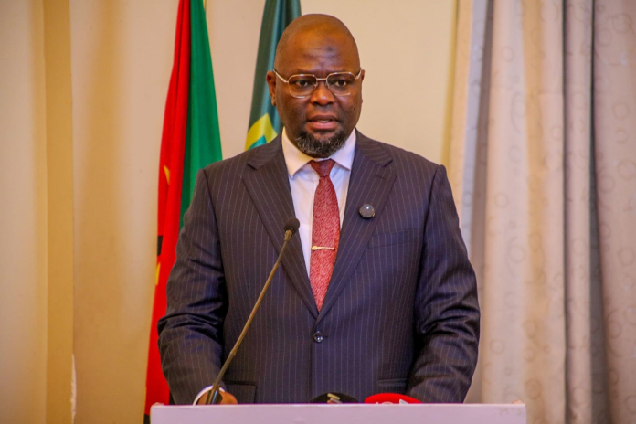RASAQUE MANHIQUE REAFIRMA COMPROMISSO COM A RESILIÊNCIA DE MAPUTO APÓS INUNDAÇÕES