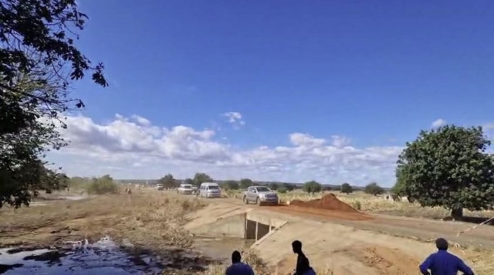 REABERTA A CIRCULAÇÃO NA ESTRADA CHISSANO-CHIBUTO APÓS REPARAÇÃO DE DANOS