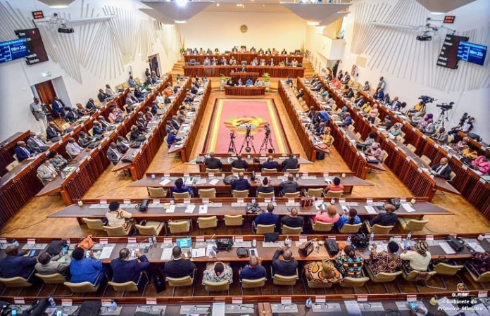 ASSEMBLEIA DA REPÚBLICA FINALIZA NOVO MARCO LEGAL PARA A COMUNICAÇÃO SOCIAL