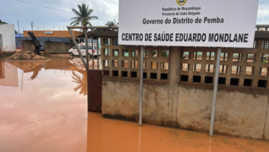 CHUVAS INUNDAM CENTRO DE SAÚDE EDUARDO MONDLANE EM PEMBA