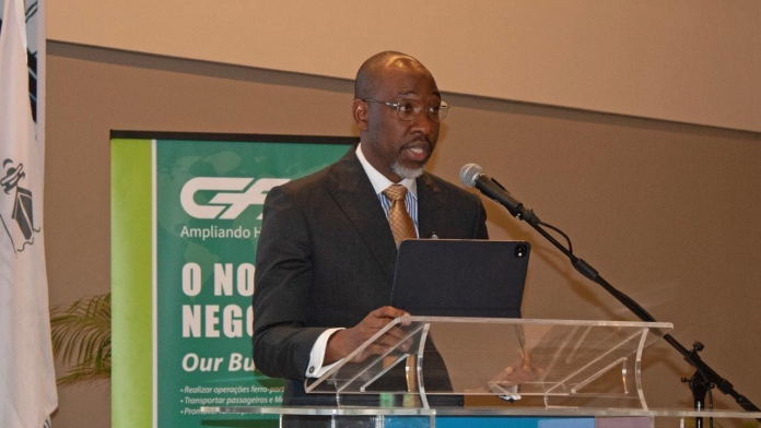JOÃO MATLOMBE DEFENDE PORTOS COMO FORÇA MOTRIZ DA ECONOMIA AZUL EM MOÇAMBIQUE