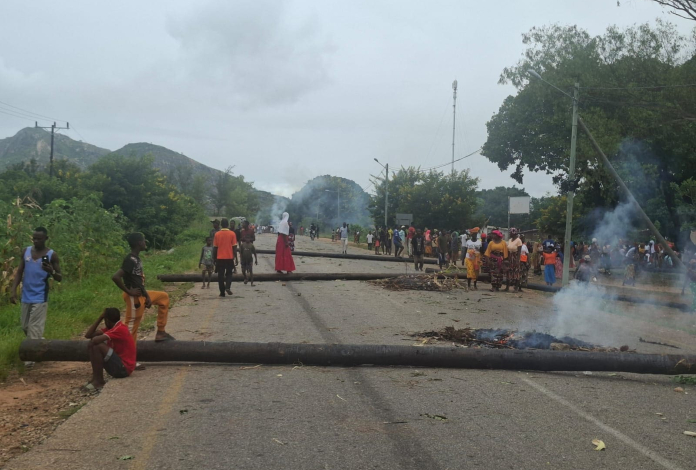 PROTESTOS POR CAPULANAS DEIXAM FERIDOS E BLOQUEIAM DE ESTRADAS