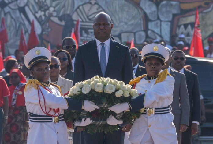 Presidente da República dirige cerimónia central das celebrações do 51.º aniversário da Independência Nacional13