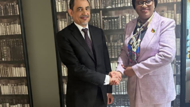 Ministra das Finanças debate novo programa de apoio em encontro bilateral com o FMI 