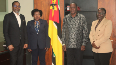 Secretário de Estado e nova delegada do INSS traçam metas para expandir segurança social na Província de Maputo